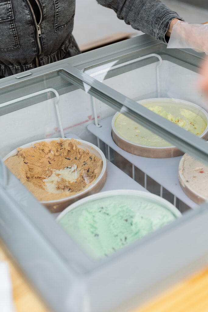 Candid photo highlighting the natural beauty of the wedding venue.
